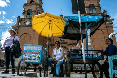 Gloria con su carrito de helados artesanales